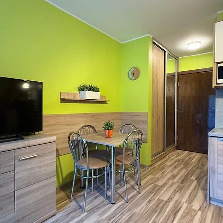Morskie Apartamenty Przy Plazy Piamola Крыница-Морска Экстерьер фото
