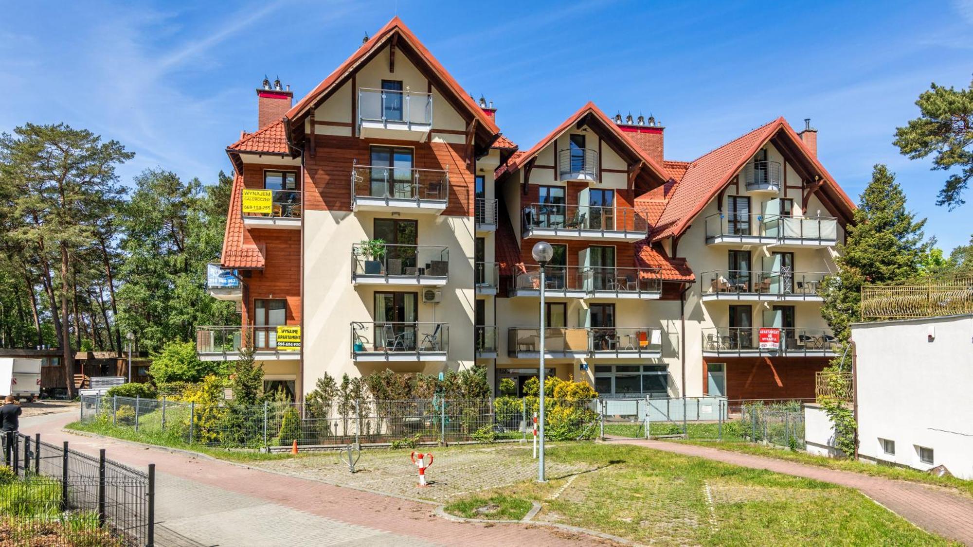 Morskie Apartamenty Przy Plazy Piamola Крыница-Морска Экстерьер фото